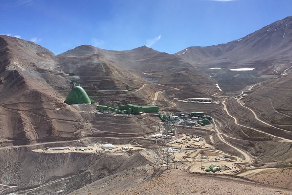 Lumina Copper concreta nueva reestructuración en Caserones