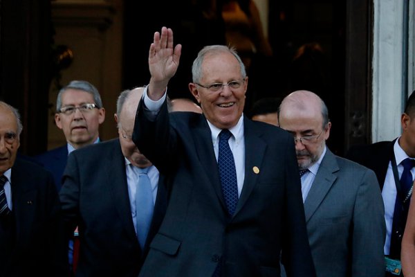 Tras reunión con PPK, Sebastián Piñera culmina ronda de reuniones bilaterales y vuela a Cerro Castillo