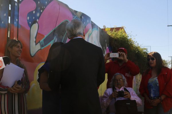 <p>Presidente Piñera visita el Sename y llama a un Gran Acuerdo Nacional por la Infancia</p>