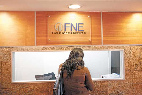 <p>Abogados aprueban sistema de control de operaciones de concentración de la FNE</p>