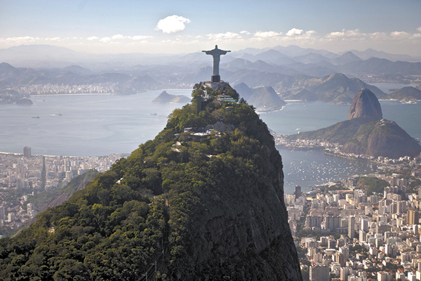 Recuperación en Brasil impulsa revisiones a acciones chilenas más expuestas