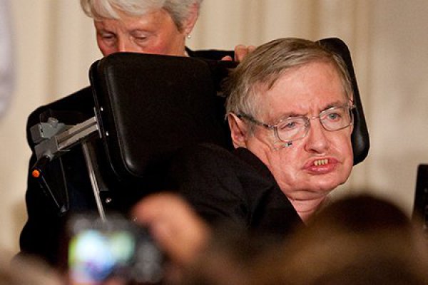 El físico británico Stephen Hawking fallece a los 76 años