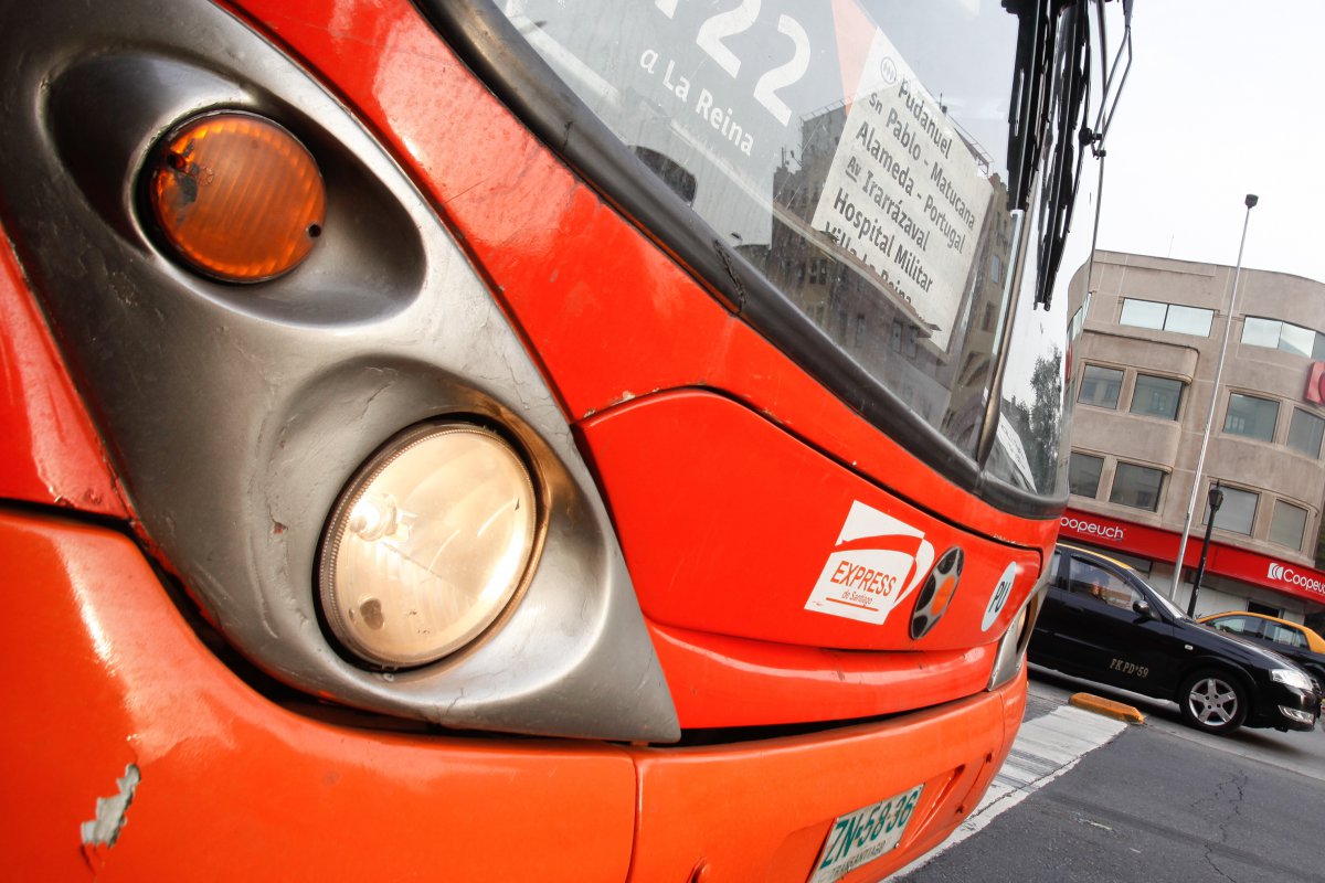 <p>Alsacia Express sale al paso de paralización de buses de esta mañana</p>