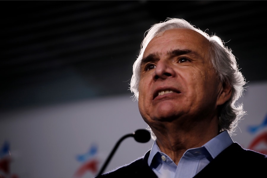 <p>Chadwick pone freno a proyecto de nueva Constitución: "No queremos que avance, esto no es un juego"</p>