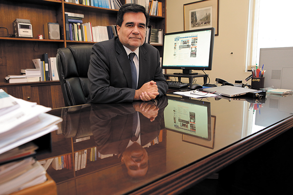 Se queda el director del SII: Hacienda prevé anunciar hoy jefes de servicio