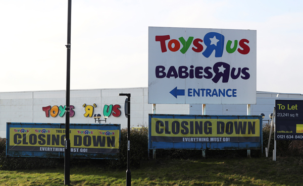 El adiós de Toys “R” Us: deudas, comercio online y guerra de precios derrotan al gigante del juguete