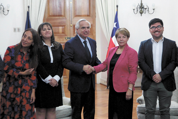 La DC se resta de las reuniones de coordinación de la ex Nueva Mayoría y se reúnen con Chadwick