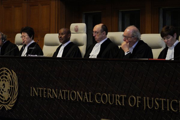 Bolivia acusa a Chile de "nihilismo jurídico" y "mala fe" en segunda jornada ante La Haya