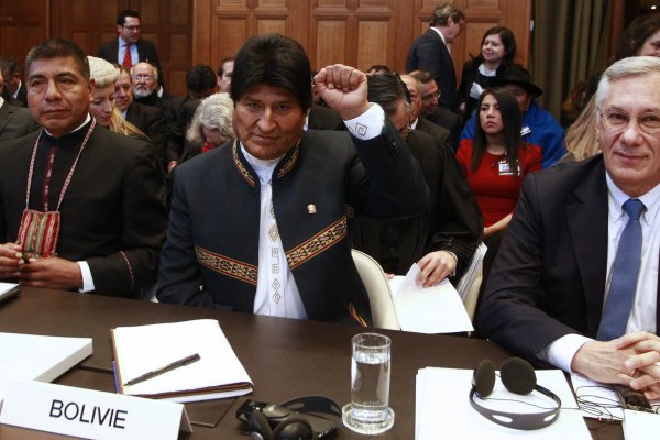 <p>Evo Morales: "Chile intentó borrar con el codo lo que escribió con la mano"</p>