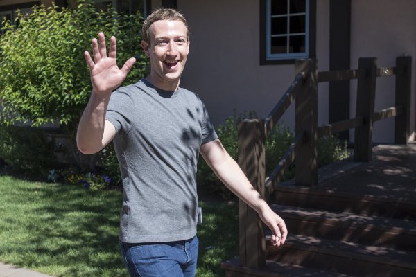 ¿Dónde está Zuckerberg? Silencio del fundador de Facebook desconcierta al mundo en medio de su peor crisis