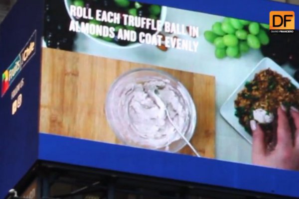 Entérate en DF: Por primera vez fruta chilena es promocionada en el Times Square de Nueva York