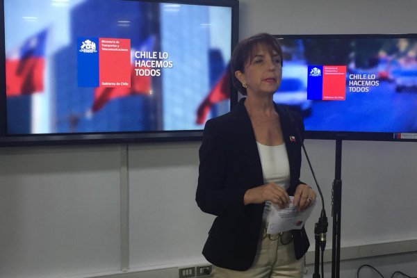 Transantiago: Gloria Hutt declara desierta la licitación