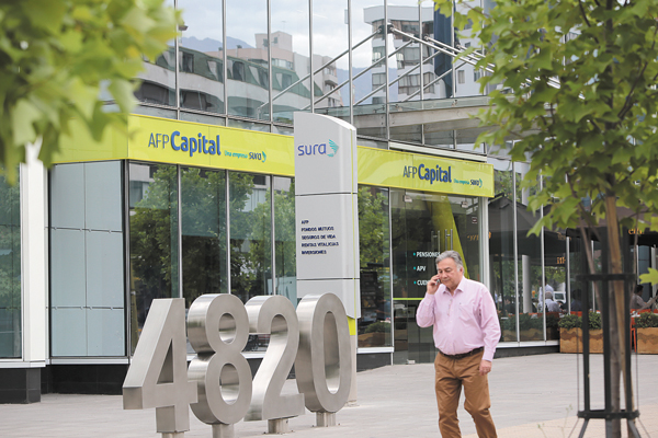 Vildósola reaparece en streaming de AFP Capital