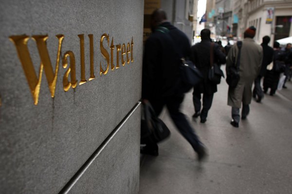 Wall Street da un giro en sus operaciones y Latinoamerica baila al ritmo de la Fed