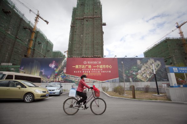 Hoy debutaron los futuros del crudo en China