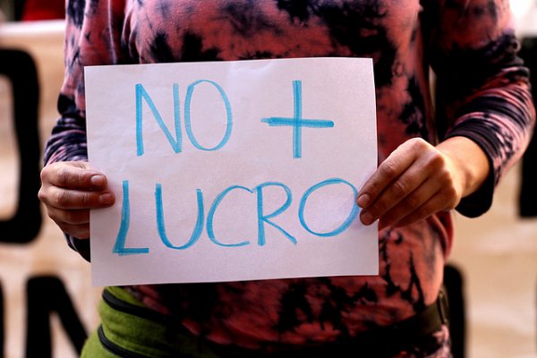 Indignación en la oposición ante fallo del TC que repone el lucro