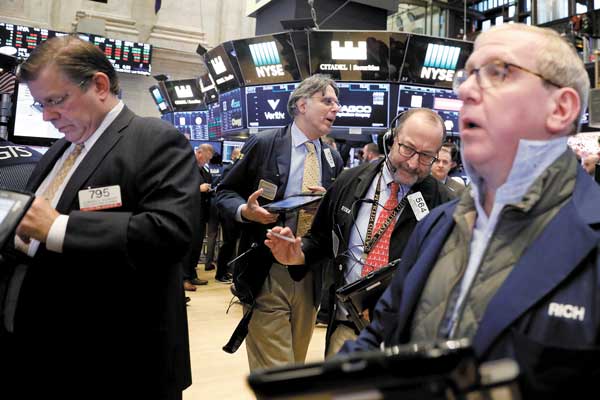 <p>Wall Street cierra con sólidas alzas tras semana de marcada volatilidad</p>