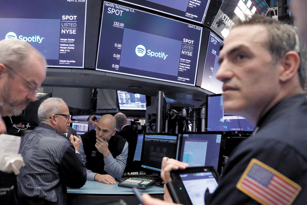 Spotify cierra su estreno en la Bolsa de Nueva York con alza sobre 12%