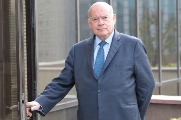 Insulza acata postura del PS y se baja de la Comisión de Seguridad Ciudadana de Piñera