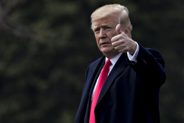 Trump promoverá a EEUU como "socio preferente" de América Latina frente a China en cumbre de Lima