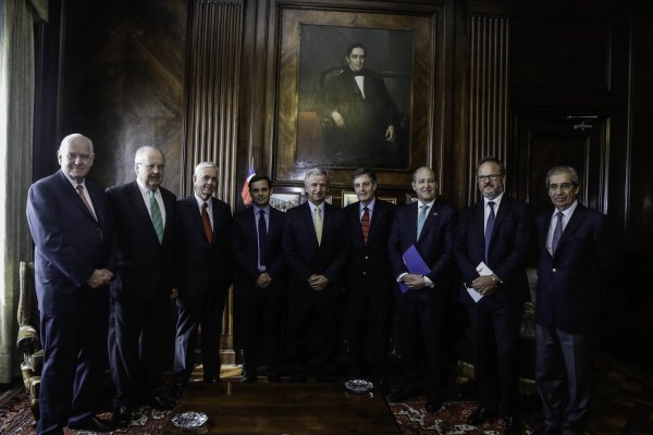 Hacienda y CPC anuncian mesa de trabajo por crecimiento e inversión
