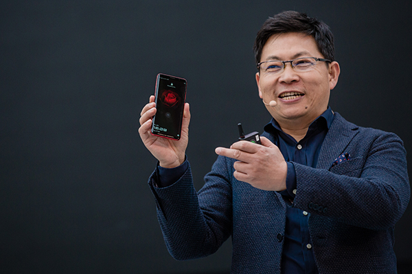 El triunfo de Huawei pese a las permanentes zancadillas de EEUU y Donald Trump