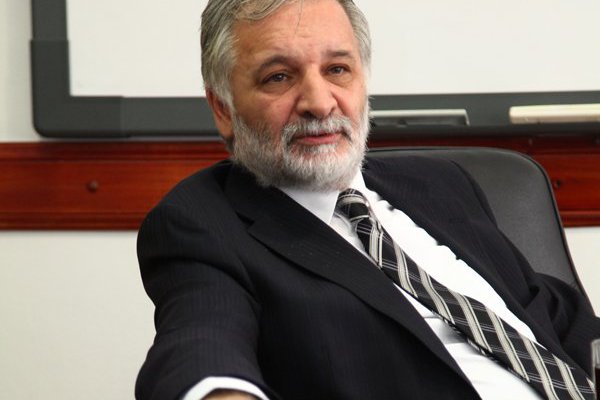 Bitran se baja de evento donde estará De Solminihac
