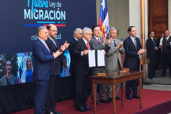 Piñera presenta indicaciones a Ley de Migración: "Ha llegado el momento de poner orden en la casa de todos"