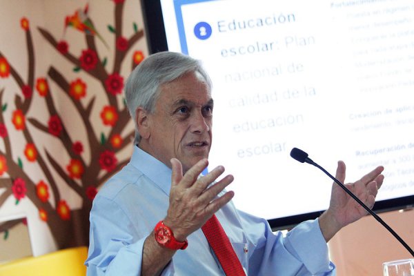Piñera viaja a Lima por Cumbre de las Américas