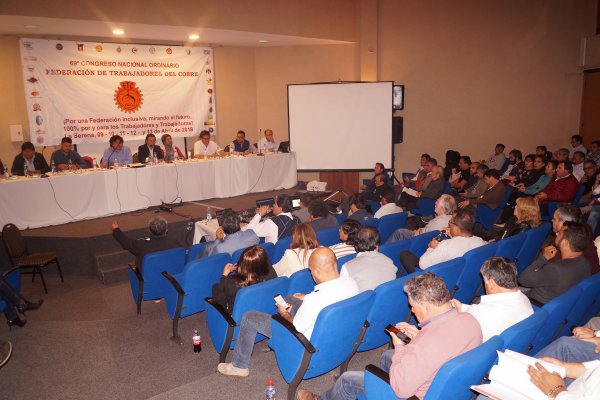 Mesa de la Federación de Trabajadores del Cobre renuncia y mañana se realizarán nuevas elecciones