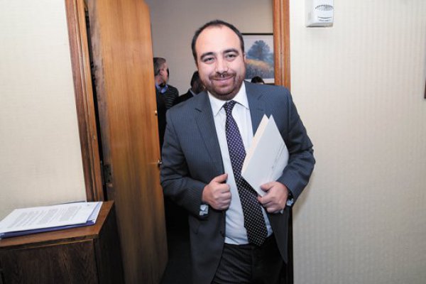 Elección DC: expectativa de lograr gobernabilidad le da ventaja por ahora a Fuad Chahín