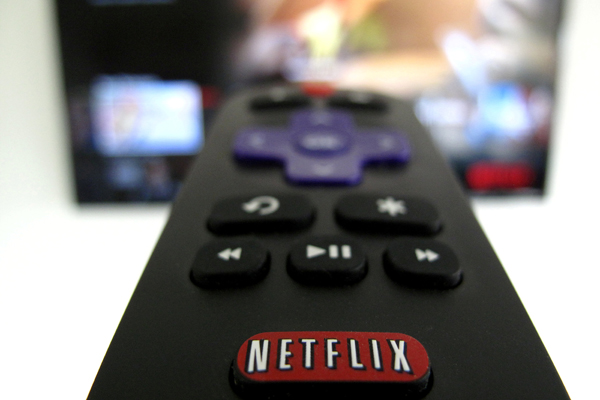 Netflix y sus ejecutivos enfrentan demanda de accionistas por bonos "arreglados"