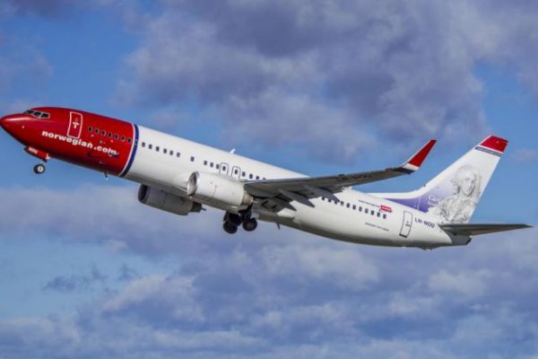 IAG estudia una OPA sobre Norwegian Air que se dispara un 50% en Bolsa