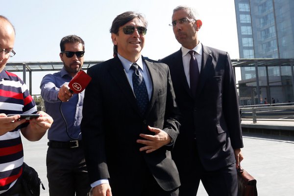 Excandidato presidencial Laurence Golborne entre los aspirantes al directorio de SQM