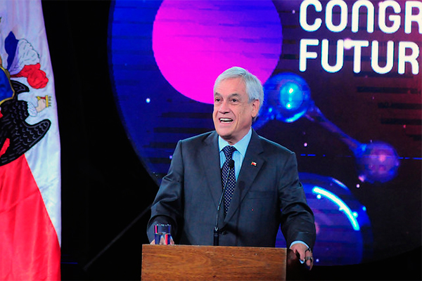 Cadem: aprobación a Piñera sube a 60% gracias a nueva política de inmigración