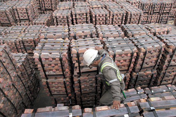 Cobre saltó 2,24% por mayor demanda en China