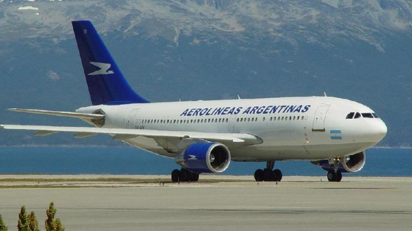 <p>Aerolíneas Argentinas quiere ser low cost</p>