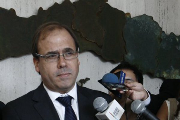 Internas DC: el complejo ejercicio de Alberto Undurraga para levantar una lista