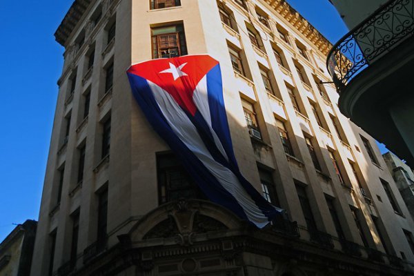 Putin ofrece ayuda a Díaz-Canel para la modernización de Cuba