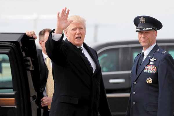 Trump vincula negociación por Nafta a migración y México ve acuerdo “pronto”