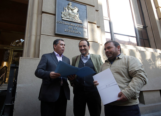 <p>Diputados PS y PC piden al contralor que declare ilegal nombramiento de Pablo Piñera</p>