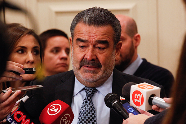 Andrónico Luksic justifica los despidos en Canal 13 a raíz de la compleja situación financiera