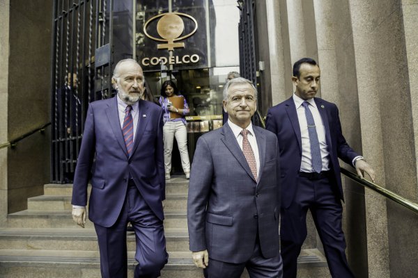 Potente señal para Codelco: Gobierno apoyará a la estatal "con la capitalización que sea necesaria"