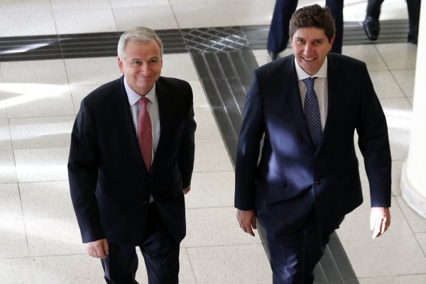 Diputados abordarán diferencias por gastos comprometidos