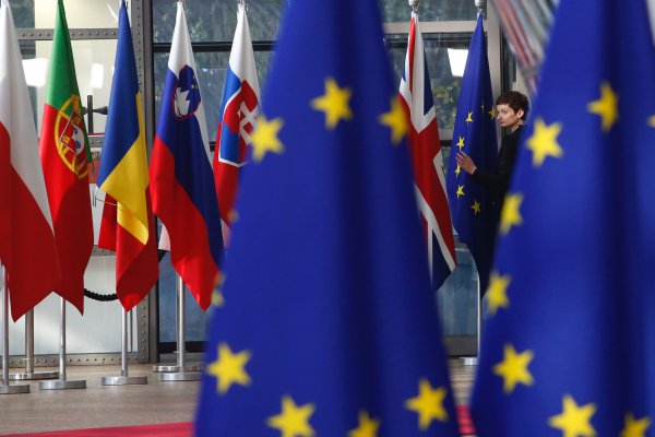 La inflación se desacelera en la eurozona y complica al BCE