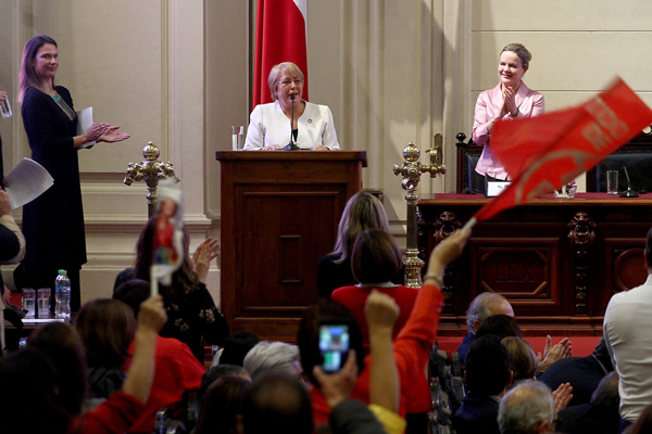El papel de Bachelet en la oposición: ¿Cuál es la idea?