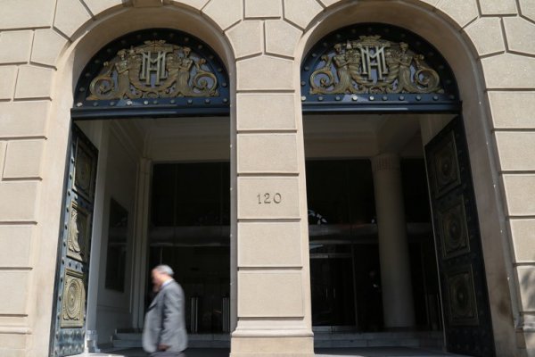 Opinión: Economistas debaten en DF sobre la polémica fiscal. ¿Problema de definición o enredo contable?