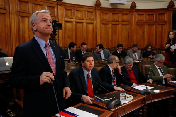 Felipe Larraín y Rodrigo Cerda en el ex Congreso exponen sobre los "gastos comprometidos sin financiamiento"