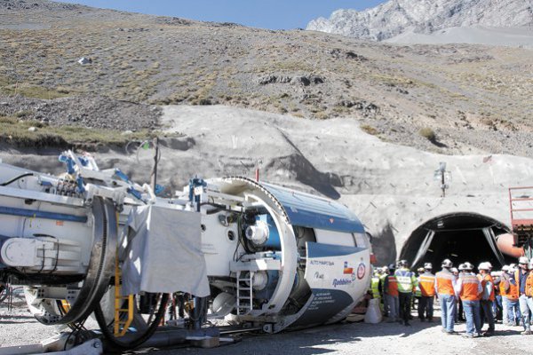 AES Gener logra refinanciar Alto Maipo y costo del proyecto sube US$ 1.000 millones