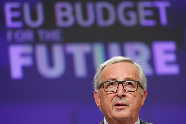 La UE se mueve para blindar a sus empresas de las sanciones de EEUU en Irán